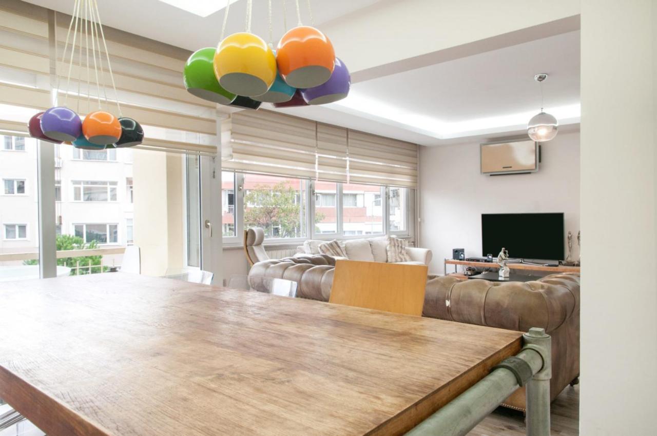 Central And Vibrant Flat With Balcony In Besiktas Istanbul Exterior foto